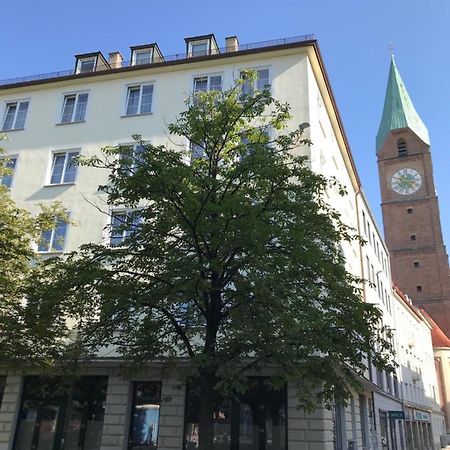 Hotel Der Tannenbaum Munich Exterior photo