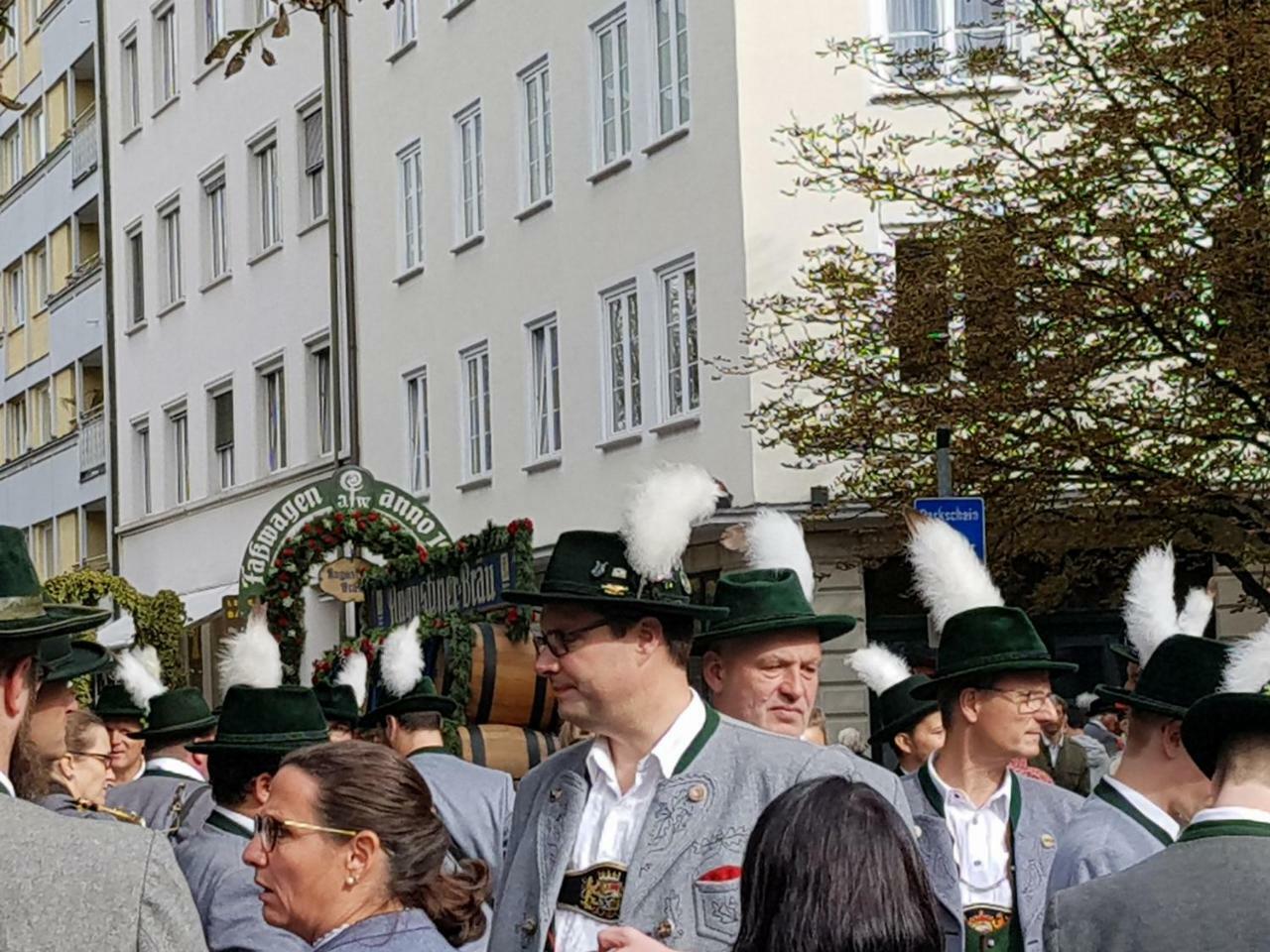 Hotel Der Tannenbaum Munich Exterior photo